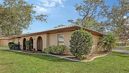 515 Rousseau Dr,  Nokomis, FL 34275