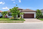 8020 Clearwater Ct,  Sarasota, FL 34241