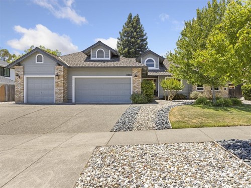 9555 Vancouver Ln,  Windsor, CA 95492