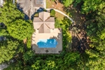 Stone Lake community amenities.