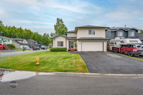801 Howard Cir,  Anchorage, AK 99504