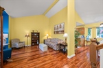 20-web-or-mls-801 Howard-20
