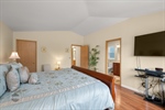 44-web-or-mls-801 Howard-44