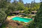 1075 Pine Oak Ln,  Pasadena, CA 91105