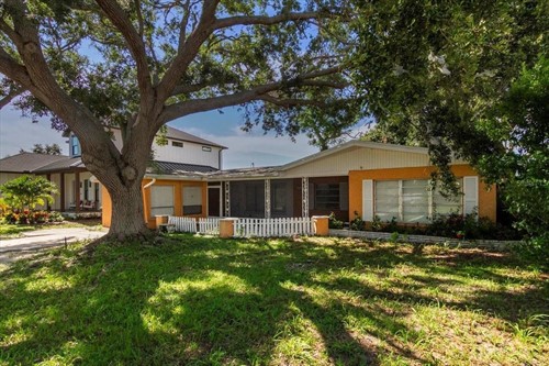 2317 Grove St,  Sarasota, FL 34239