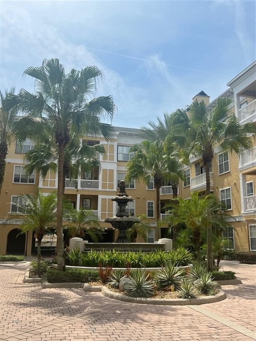860 N Orange Ave Apt 429,  Orlando, FL 32801