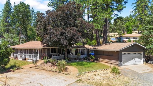12438 Polaris Dr,  Grass Valley, CA 95949