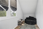 Unit 2 den or office space