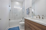 11-Bathroom