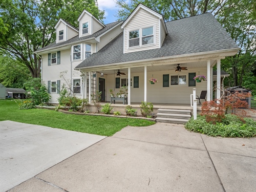 12939 Mercedes,  Redford, MI 48239