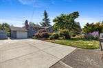 1224 170th Ave NE,  Bellevue, WA 98008