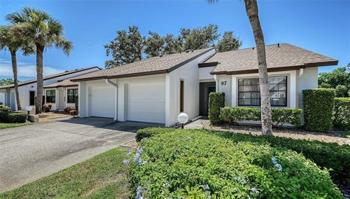 1211 Capri Isles Blvd Apt 97,  Venice, FL 34292