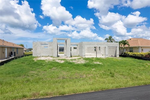 191 Tournament Rd,  Rotonda West, FL 33947