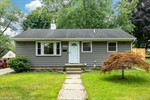 609 W Crane St,  Howell, MI 48843