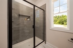 2275 Peachtree-42-21
