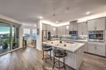 2555 Hampton 10304 29