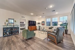 2555 Hampton 10304 3