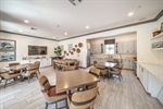 2555 Hampton 10304 62