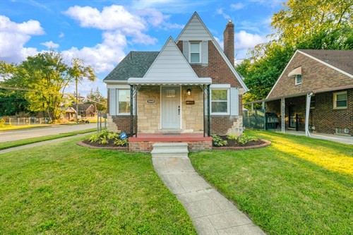 18601 Saint Marys St,  Detroit, MI 48235