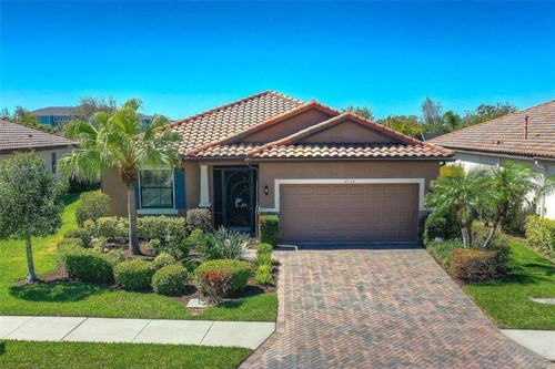 8168 36th St E,  Sarasota, FL 34243