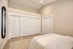 5.12 Guest bed closet