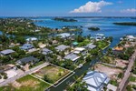570 DE Narvaez Dr,  Longboat Key, FL 34228