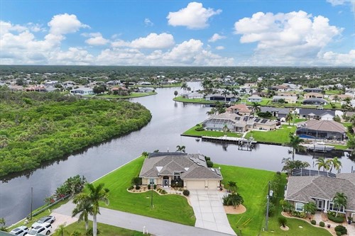 4180 Surfside Ct,  Port Charlotte, FL 33948