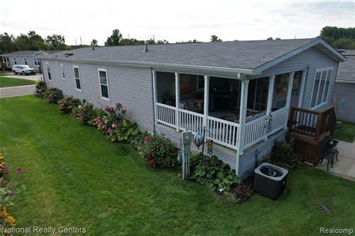 8464 S Brookston Dr,  Augusta, MI 48191