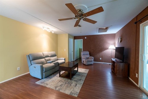 20 Circulo Lujo Cir,  Rohnert Park, CA 94928