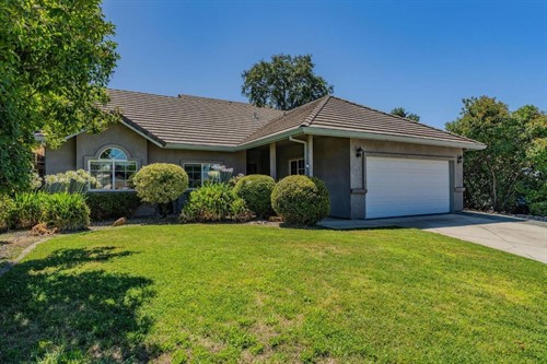 1021 Mockingbird Ln,  Valley Springs, CA 95252