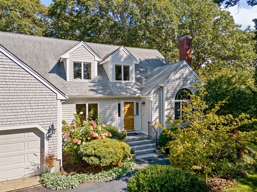 95 Angelica Ave,  Mattapoisett, MA 02739