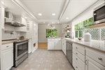 15 Kitchen fr DinRm