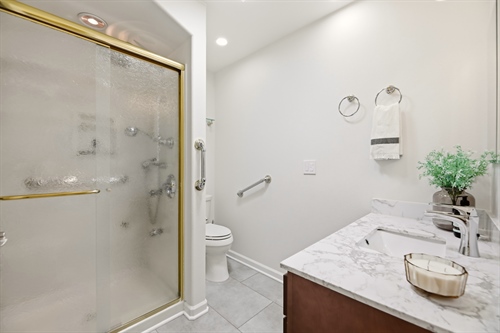 35 Primary In Suite Bathroom