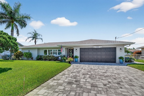 126 SW 49th ST,  Cape Coral, FL 33914