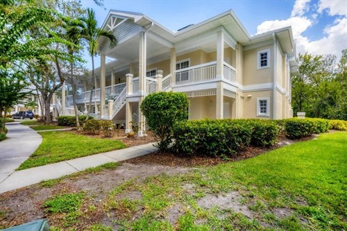 3604 54th Dr W Unit 202,  Bradenton, FL 34210