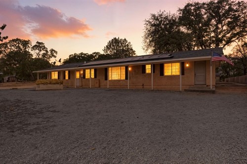 7762 Baldwin St,  Valley Springs, CA 95252