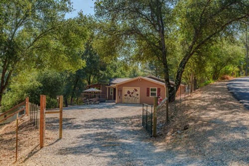 2988 Spring Hill Dr,  San Andreas, CA 95249