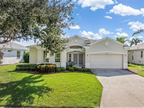 6319 Sturbridge Ct,  Sarasota, FL 34238