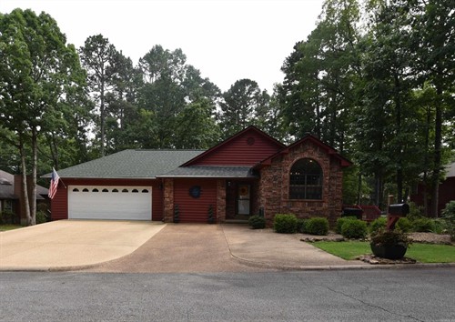 114 Fair Oaks Dr,  Fairfield Bay, AR 72088