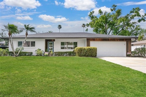 2242 Sunnyside Ln,  Sarasota, FL 34239