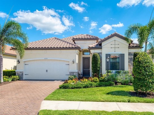 16532 Hillside Cir,  Lakewood Ranch, FL 34202