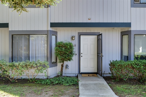 6153 #D Thornton Avenue  ,  Newark, CA 64560