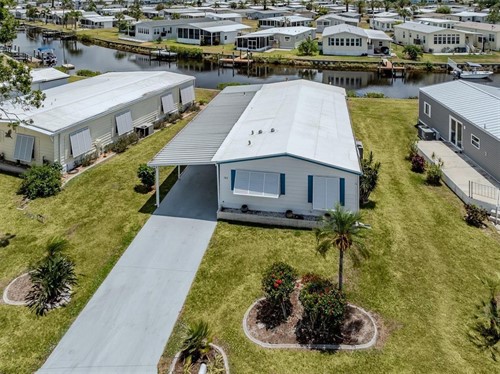 798 Fairmount Dr,  North Port, FL 34287