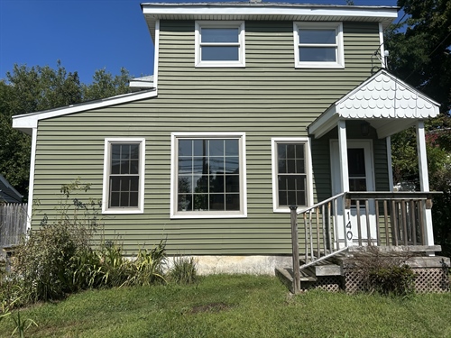 140 E Marie St,  Hicksville, NY 11801
