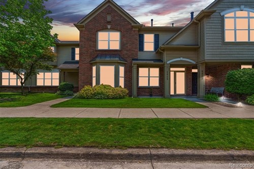 4015 Norwich Dr,  Canton, MI 48188