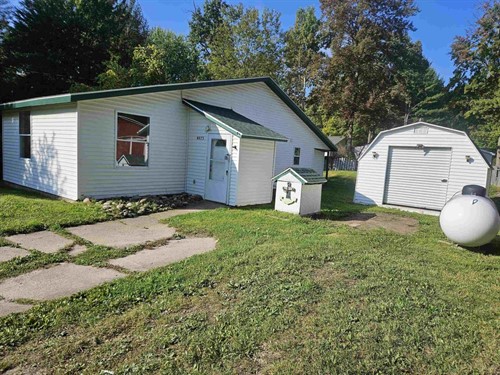 4875 Glenwood Dr,  Harrison, MI 48625