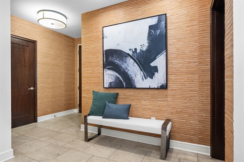 La_Terrasse_Beverly_Hills_447_N_Doheny_Drive_102_Luxury_Condo_Entry_Foyer_Reverse_View 