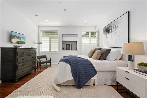 La_Terrasse_Beverly_Hills_447_N_Doheny_Drive_102_Guest_Bedroom_Den_Office_Wide_Shot_Luxury_Condo 