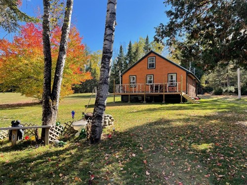 290 Long Pond Rd,  Jackman, ME 04945