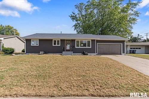 1237 Hilltop Dr,  Milan, IL 61264
